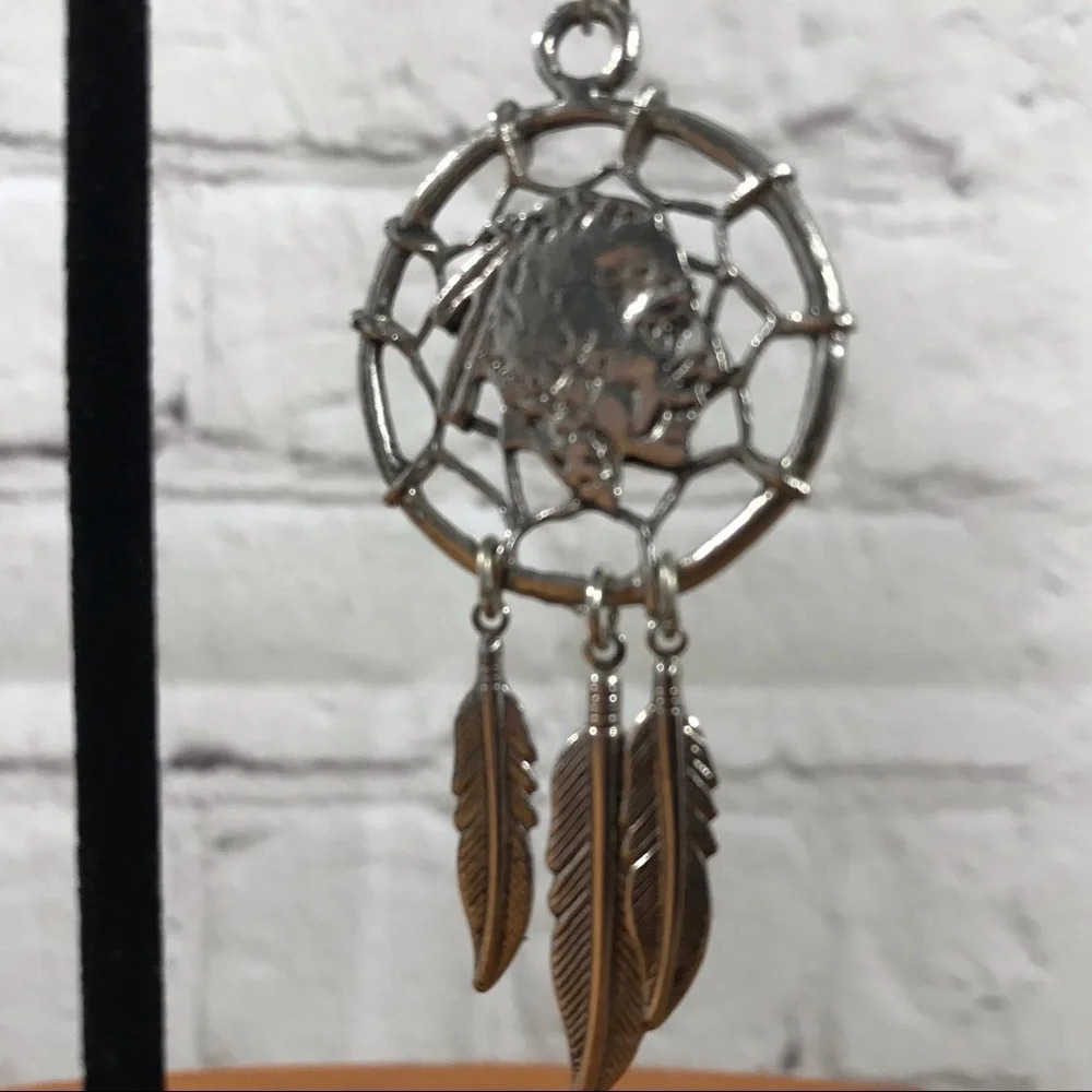 Dreamcatcher Silver Tone Dangle Earrings - New Without Tags - Picture 3 of 3